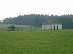 Grossansicht in neuem Fenster: Brunnen Grossansicht in neuem Fenster: Brunnen