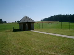 Grossansicht in neuem Fenster: Brunnen Grossansicht in neuem Fenster: Brunnen